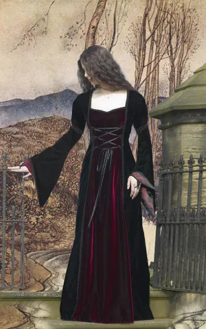 417 - Kelmscott Gown
