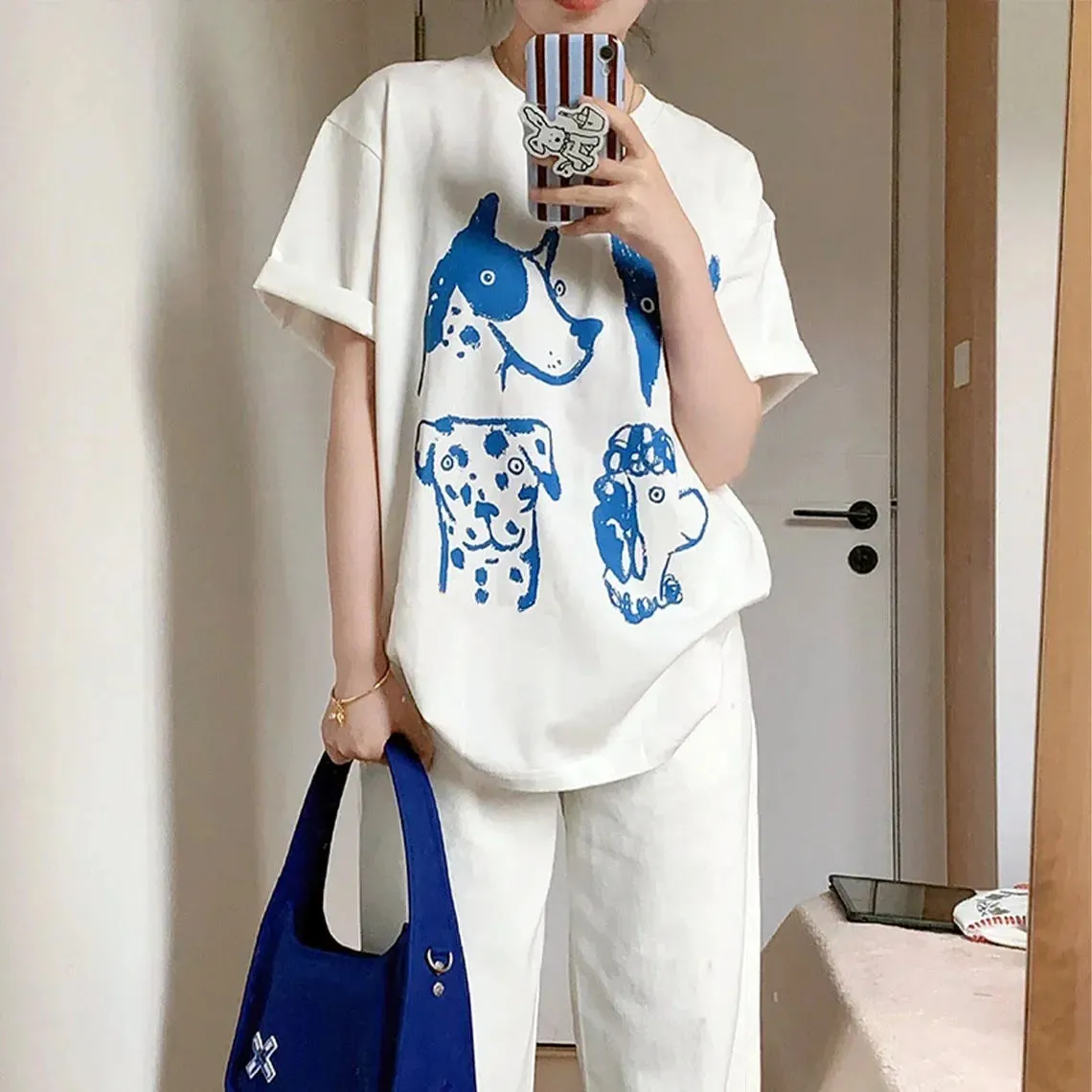 Crewneck Cute Dogs white oversized Tees for the ladies