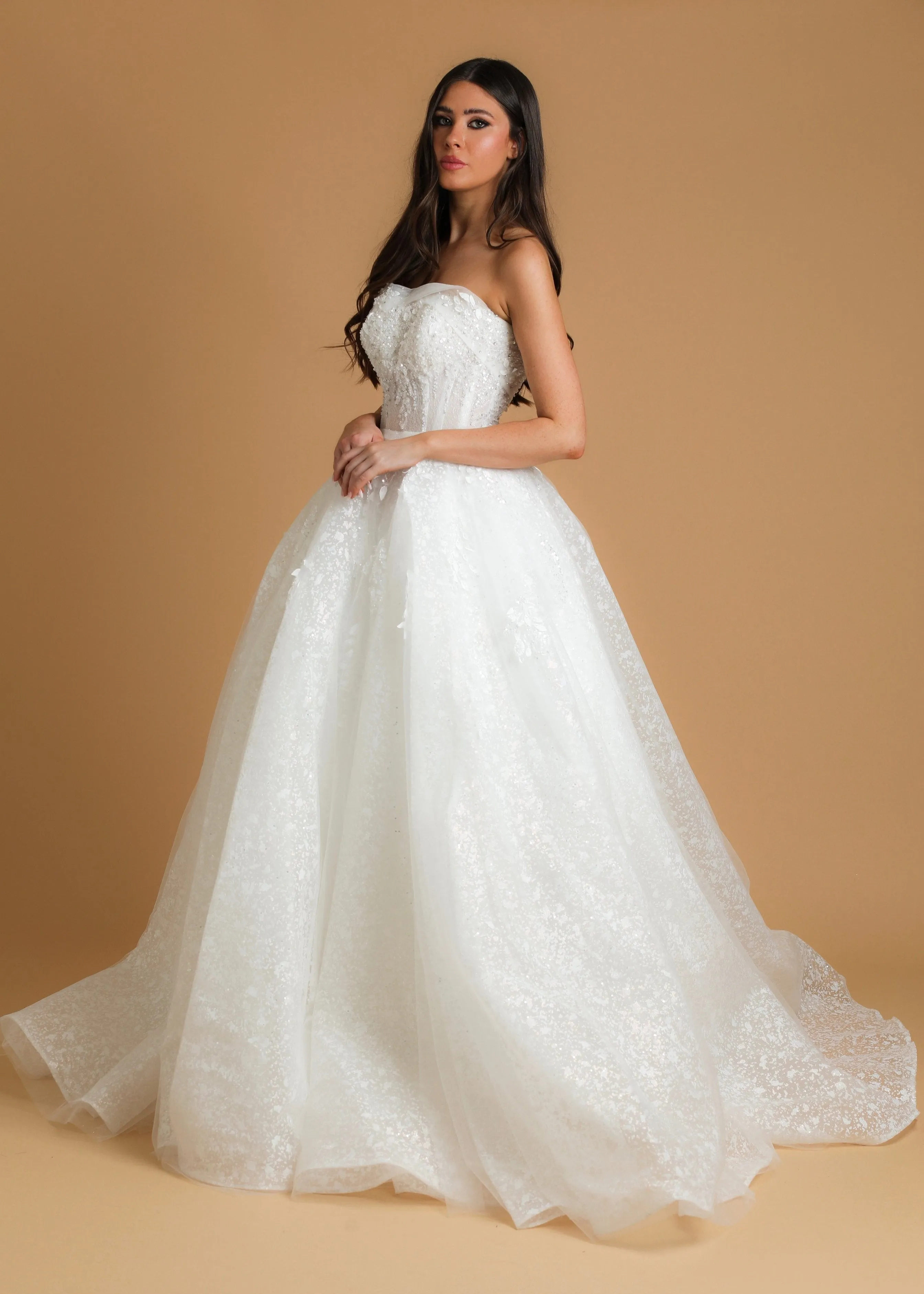 Sparkling strapless straight cut neckline crinoline skirt wedding dress