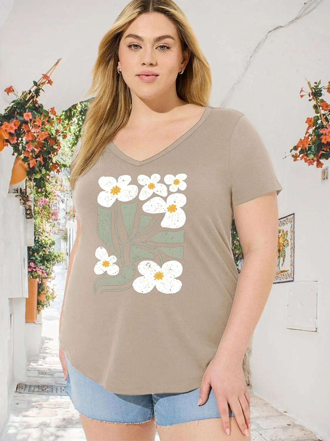 Womens Plus Size Tops Boho Floral Short Sleeve V Neck T-Shirt Casual Summer Wildflower Graphic Tees